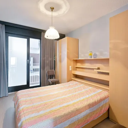 Flat In Near Belgium Pier Apartment *