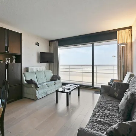 Flat In Near Belgium Pier *